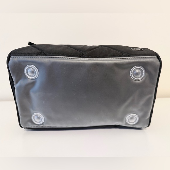 Lug Wheelbarrow - Picture 2 of 4